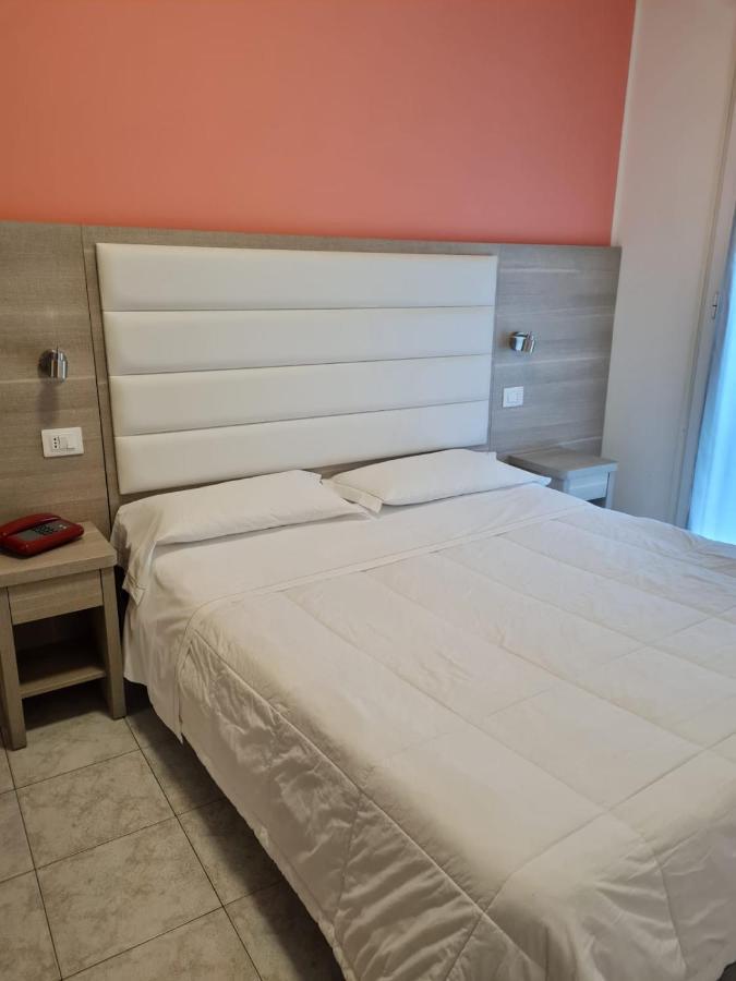 Hotel San Marco Pesaro Extérieur photo