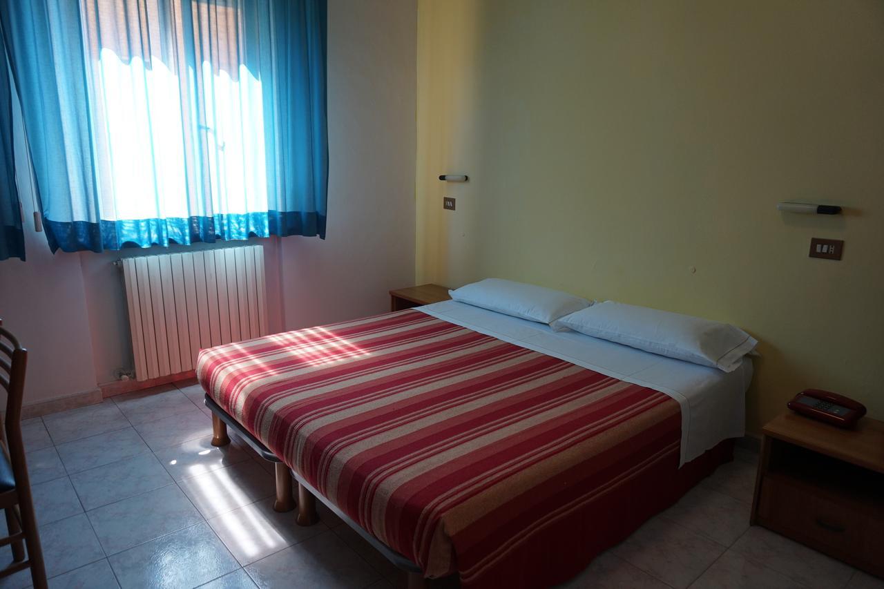 Hotel San Marco Pesaro Extérieur photo