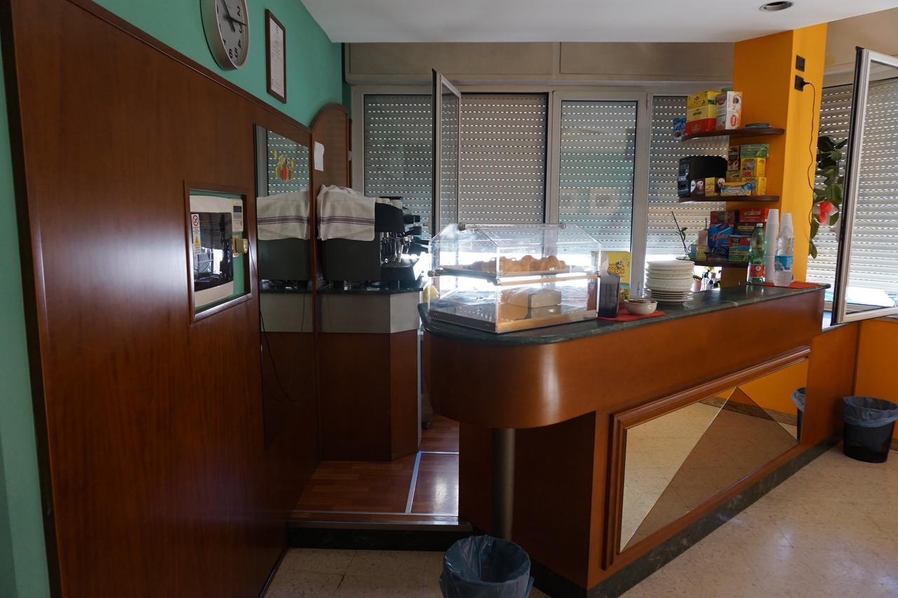 Hotel San Marco Pesaro Extérieur photo